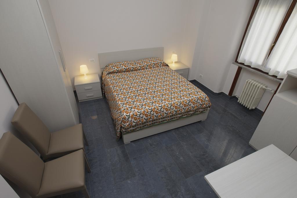 Italy Inn Genova Cameră foto