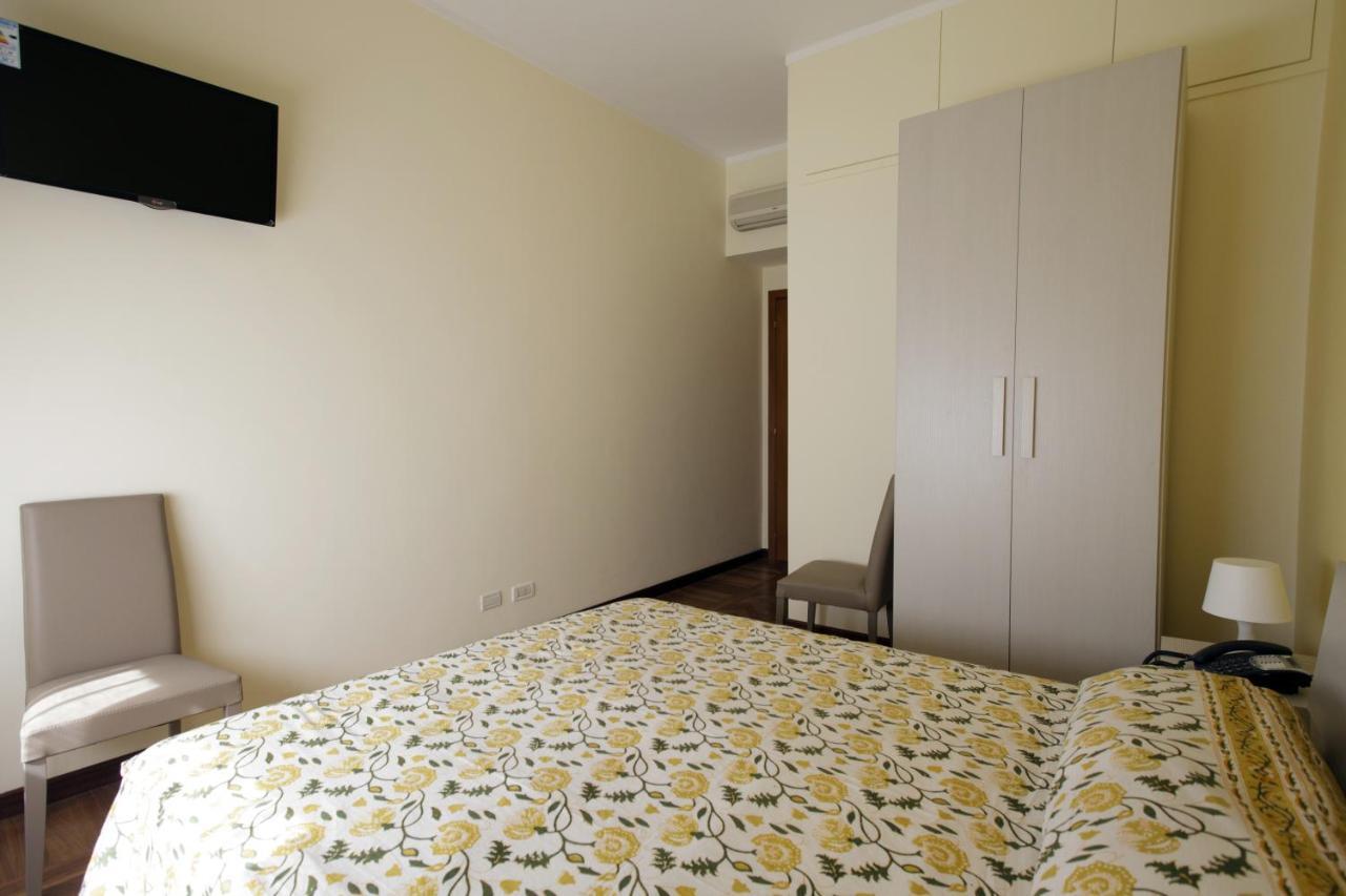 Italy Inn Genova Cameră foto
